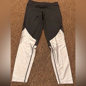 ALALA Captain Cropped Tight Leggings Black White Mesh $110 Size M Womens